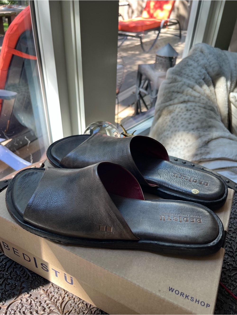 BED STU KATE GRAPHITO RUSTIC LEATHER SANDALS 10 41